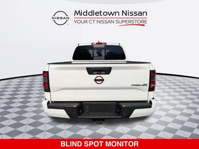 2023 Nissan Frontier — detail view